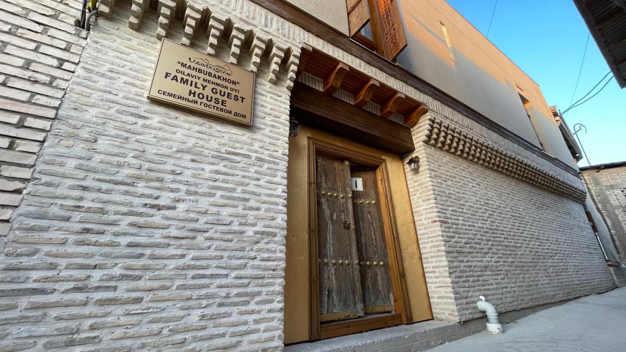 Mahbubakhon Guest House In Old City Buhara Exterior foto