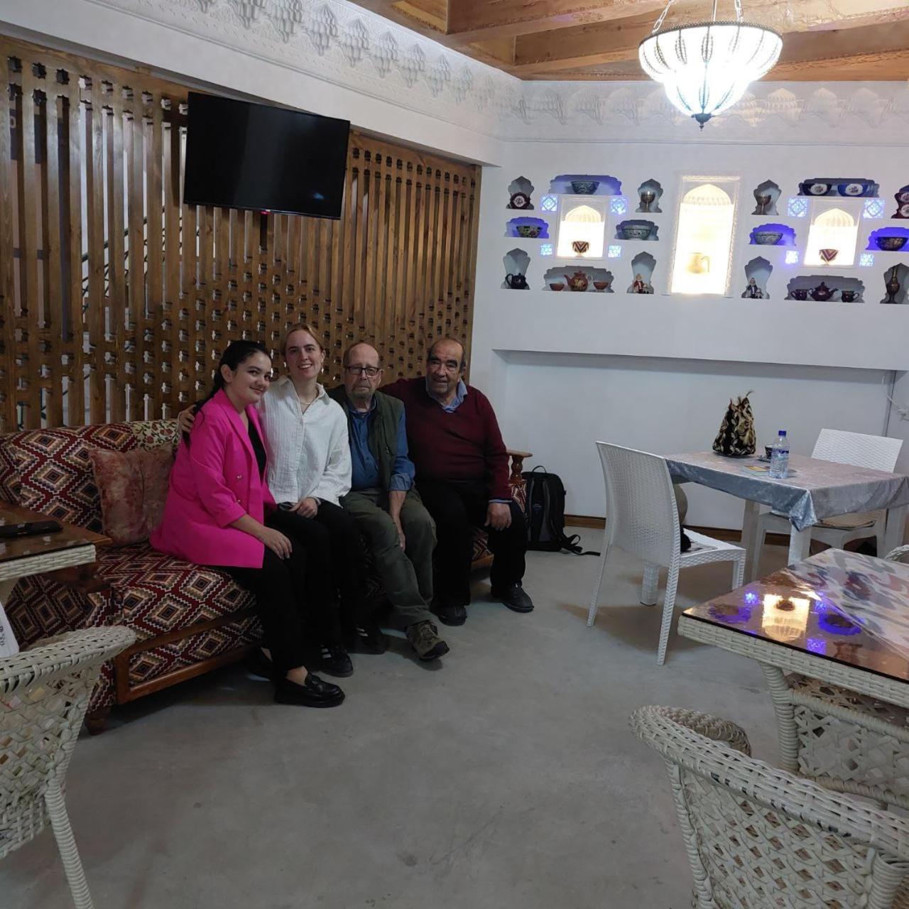 Mahbubakhon Guest House In Old City Buhara Exterior foto
